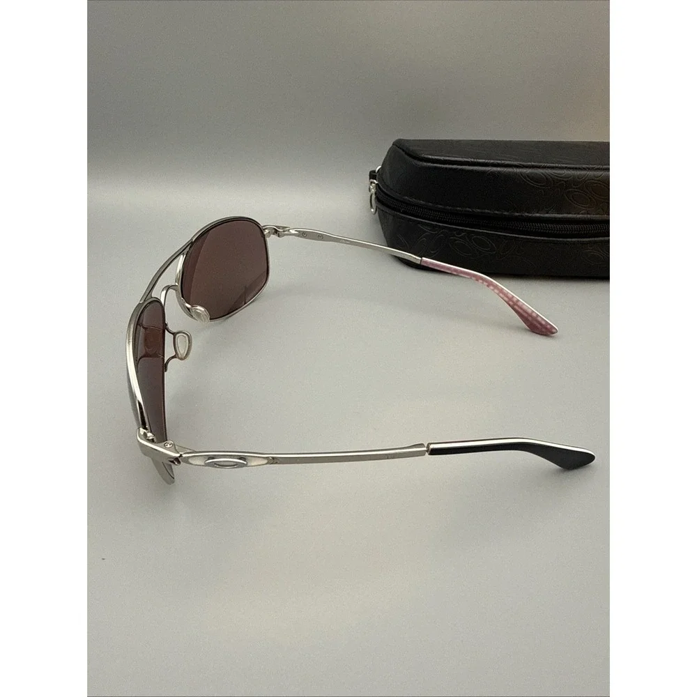 Oakley 
